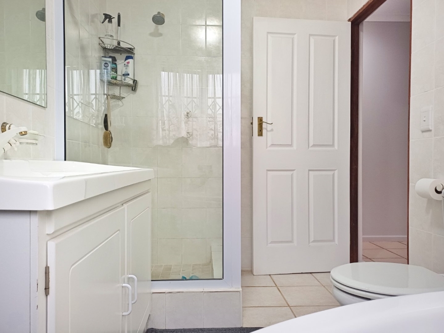 3 Bedroom Property for Sale in Grootbrakhoogte Western Cape